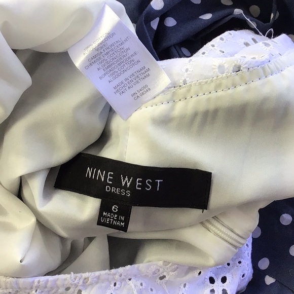 Nine West women’s knee length dress blue/white size 6 pit 14.5” length 35” - Picture 2 of 3